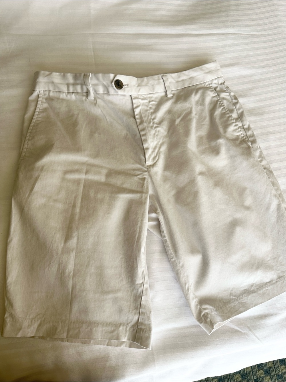 Banana Republic White Flat Front Chino Shorts